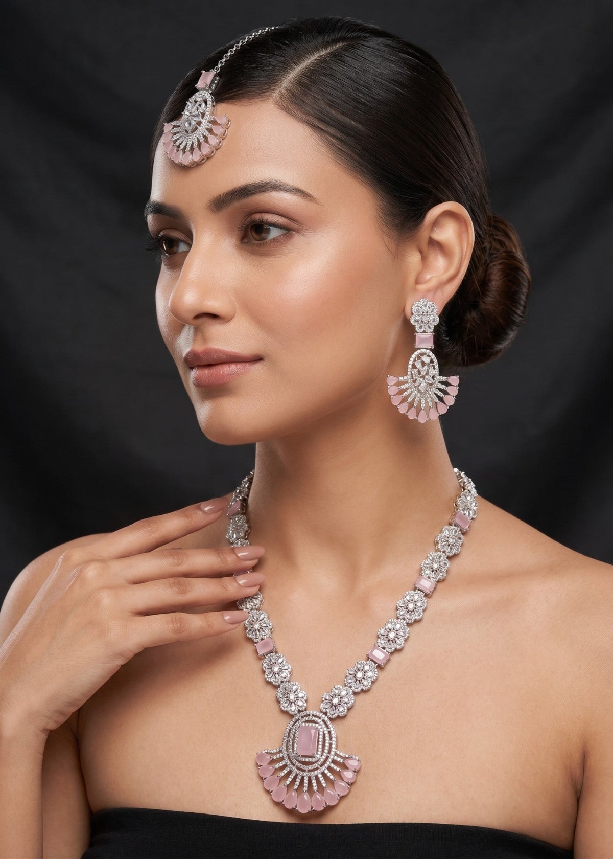 Shop the Maria Malla Set from Zarosh Jewel