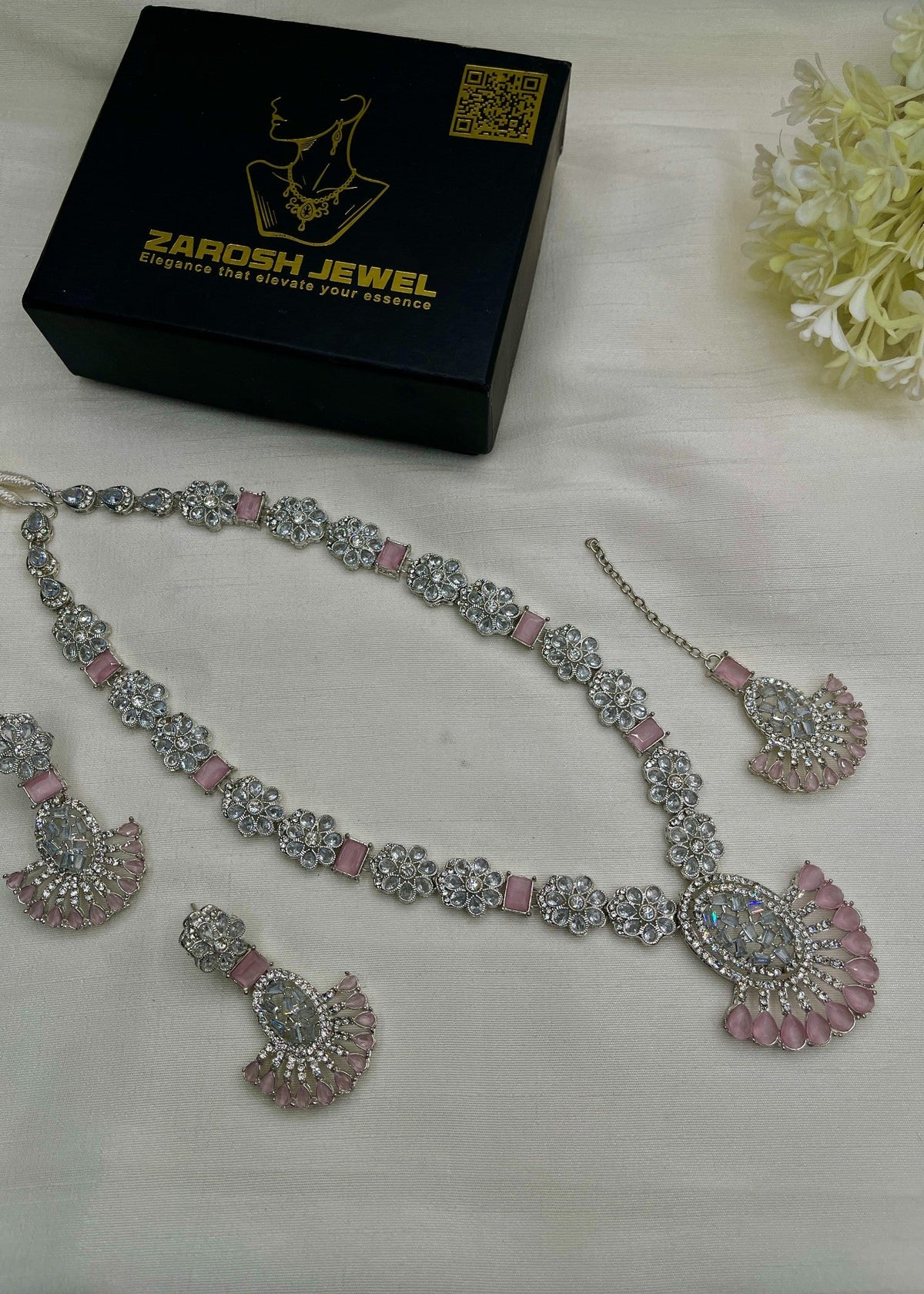 Shop the Maria Malla Set from Zarosh Jewel