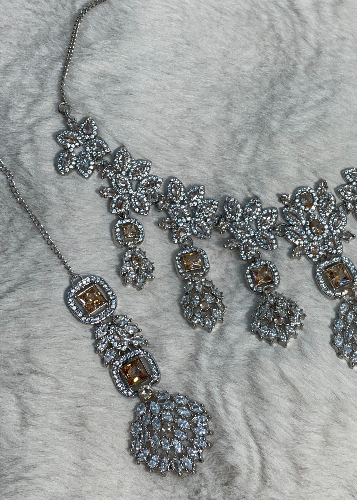 Shop the Maya Necklace Set from Zarosh Jewel