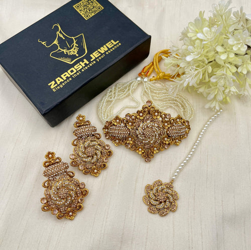 Shop the Maymuna Choker set from Zarosh Jewel