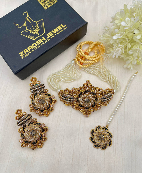 Shop the Maymuna Choker set from Zarosh Jewel