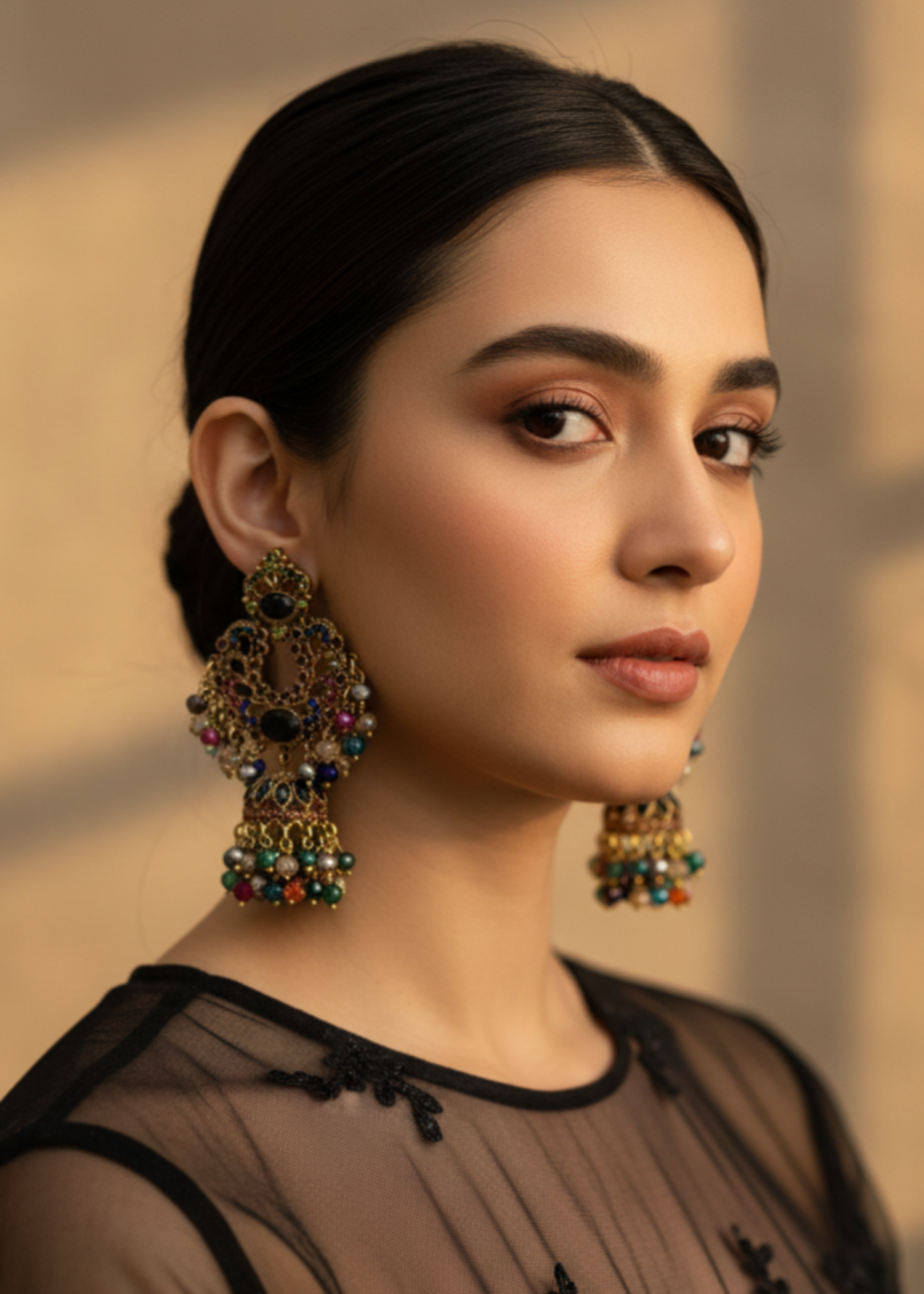 qamar black multi