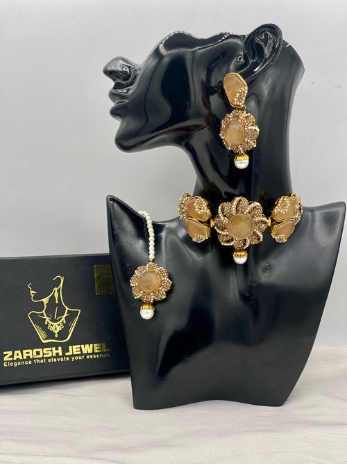 Mehar Choker Set