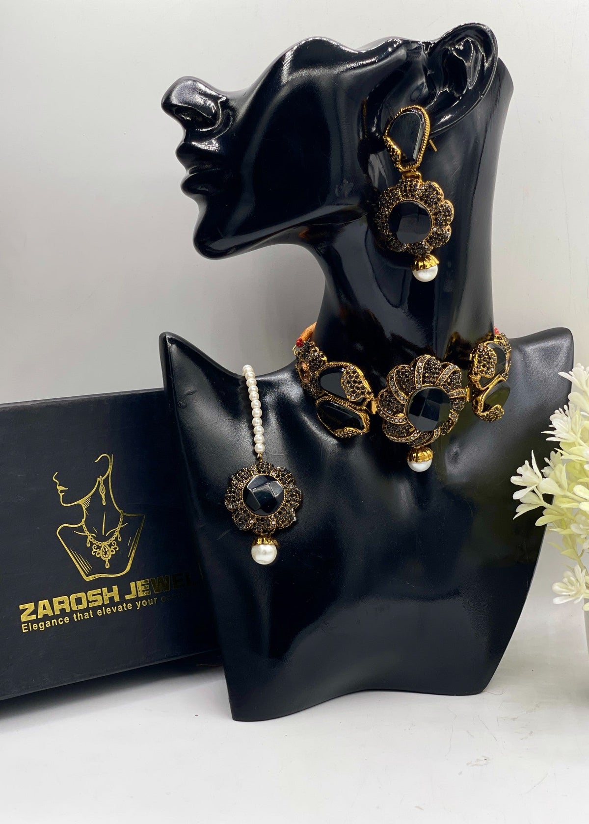 Shop the Mehar Choker Set from Zarosh Jewel