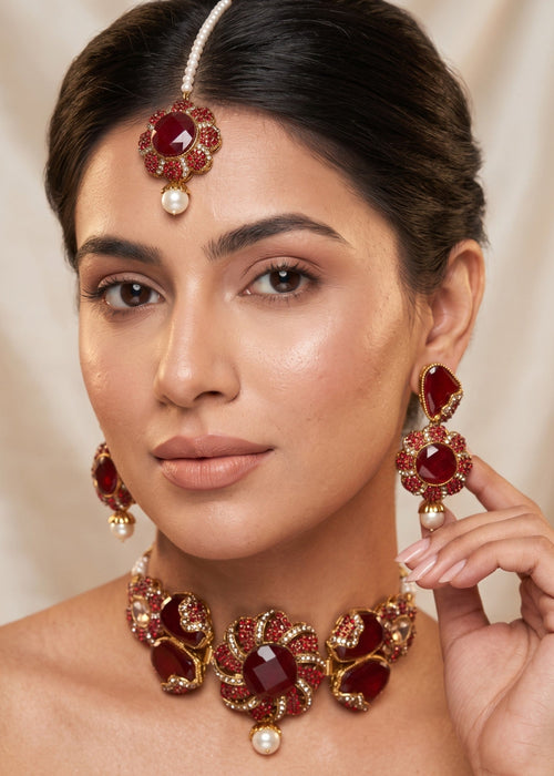 Shop the Mehar Choker Set from Zarosh Jewel