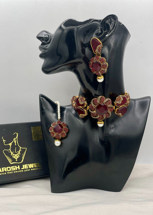 Shop the Mehar Choker Set from Zarosh Jewel