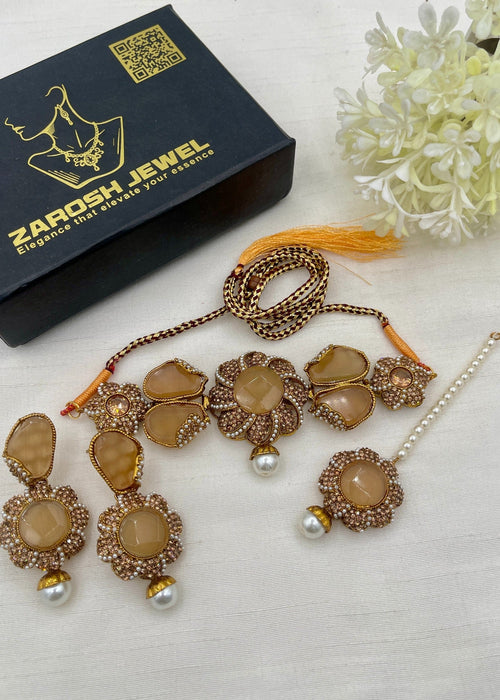 Shop the Mehar Choker Set from Zarosh Jewel