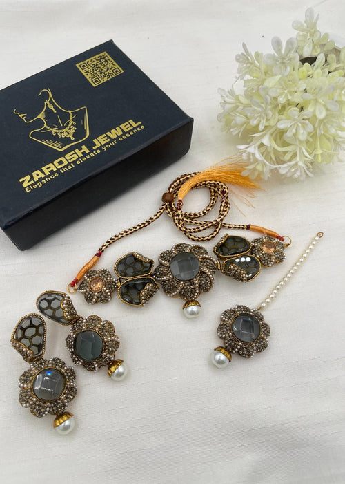 Shop the Mehar Choker Set from Zarosh Jewel