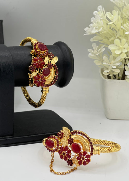 Shop the Meher Heritage Kadas from Zarosh Jewel