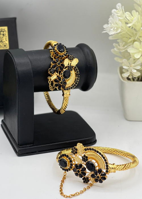Shop the Meher Heritage Kadas from Zarosh Jewel
