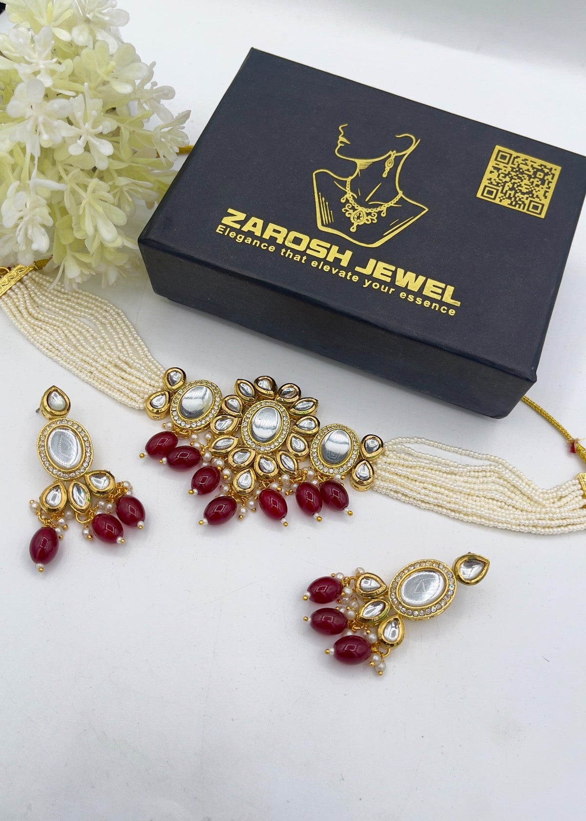 Shop the Mehndi Kundan Choker Set from Zarosh Jewel