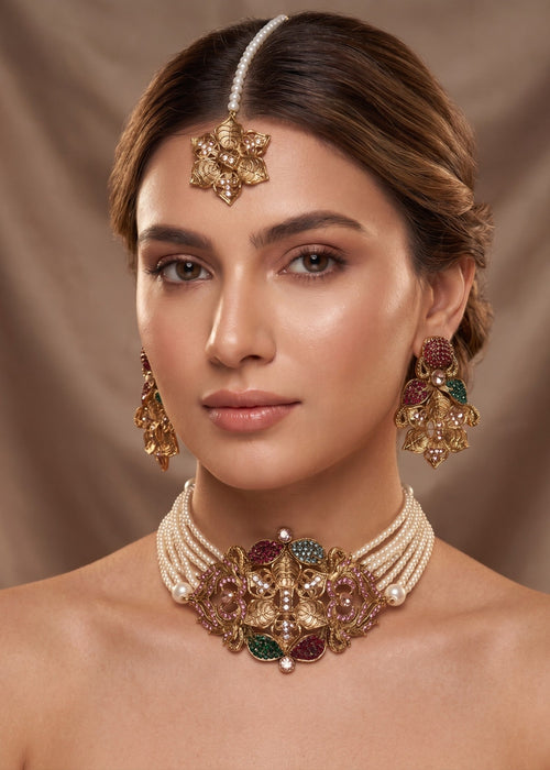 Shop the Mehwish Choker Set from Zarosh Jewel
