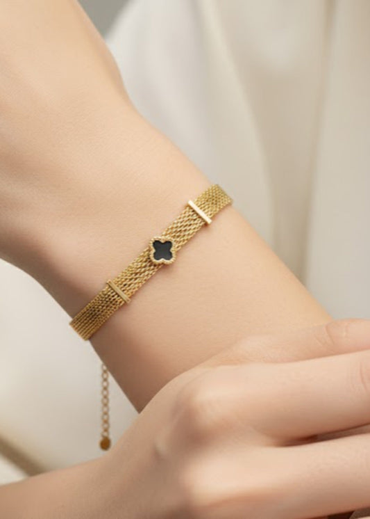Midnight Clover Mesh Gold Bracelet by Zarosh Jewel