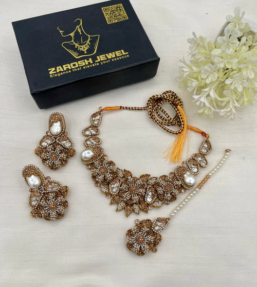 Mina Traditional Choker Set