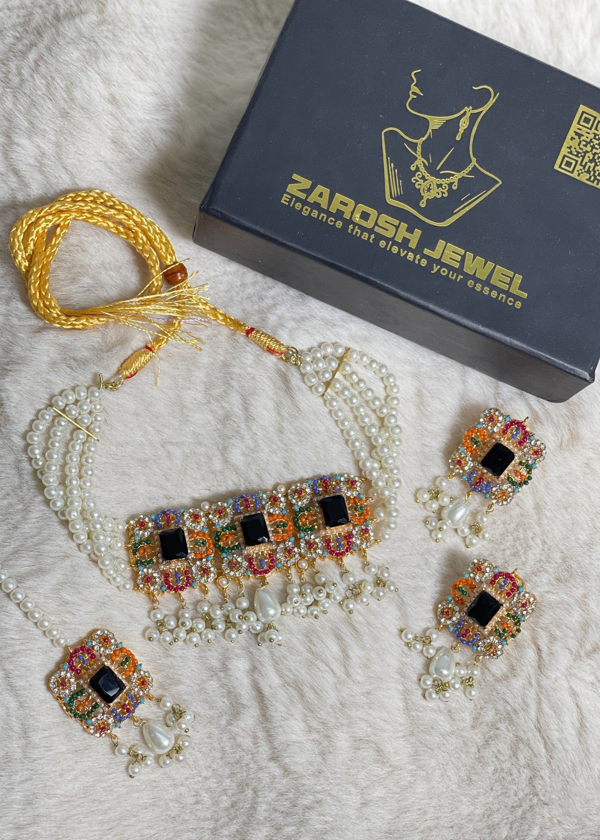 Shop the Minal Choker Set from Zarosh Jewel