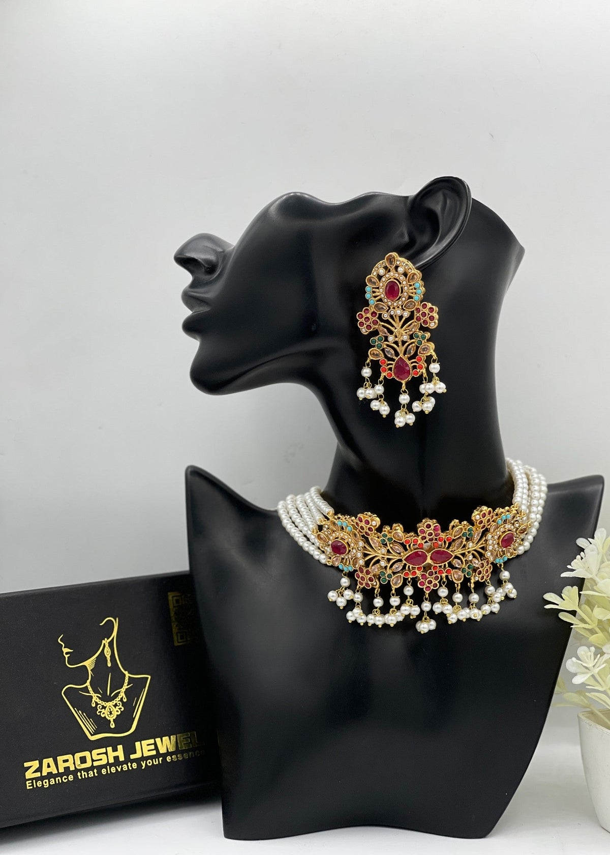 Shop the Minara Choker Set from Zarosh Jewel