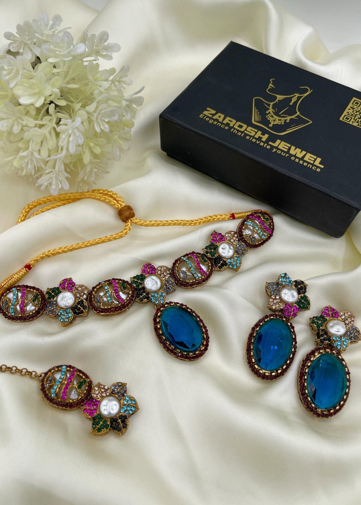 Shop the Minha Choker Set from Zarosh Jewel