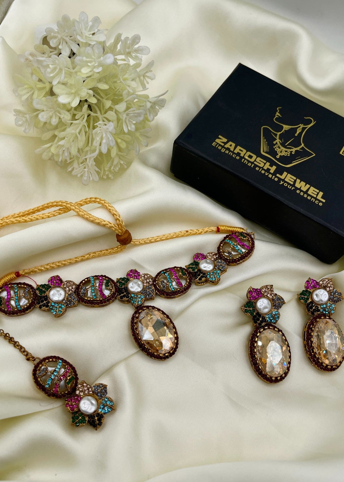 Shop the Minha Choker Set from Zarosh Jewel
