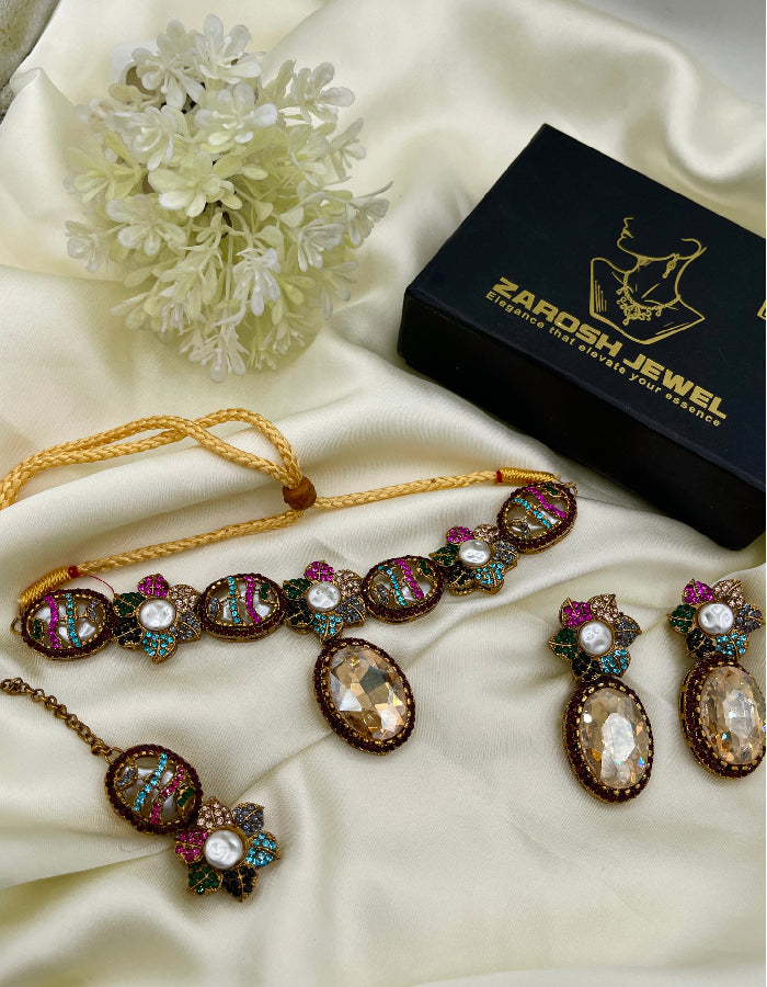 Shop the Minha Choker Set from Zarosh Jewel
