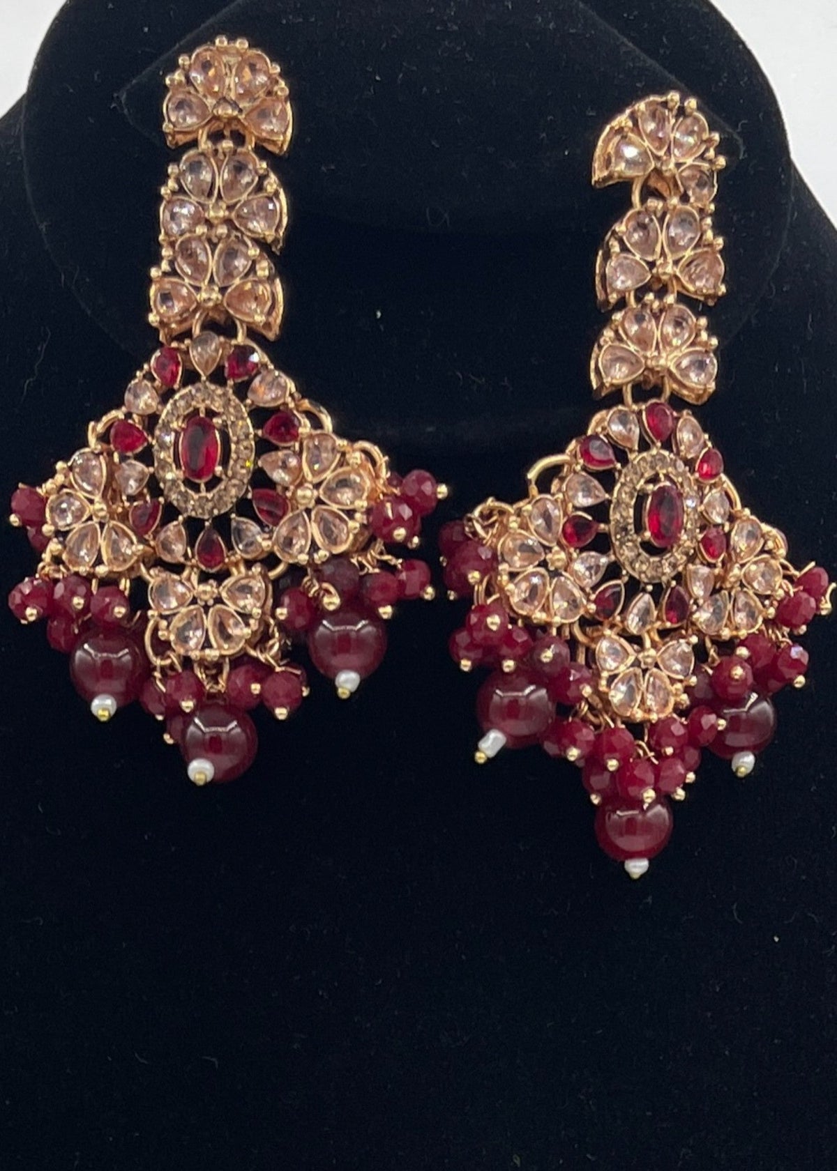 Shop the Minimal Luxe Mala from Zarosh Jewel