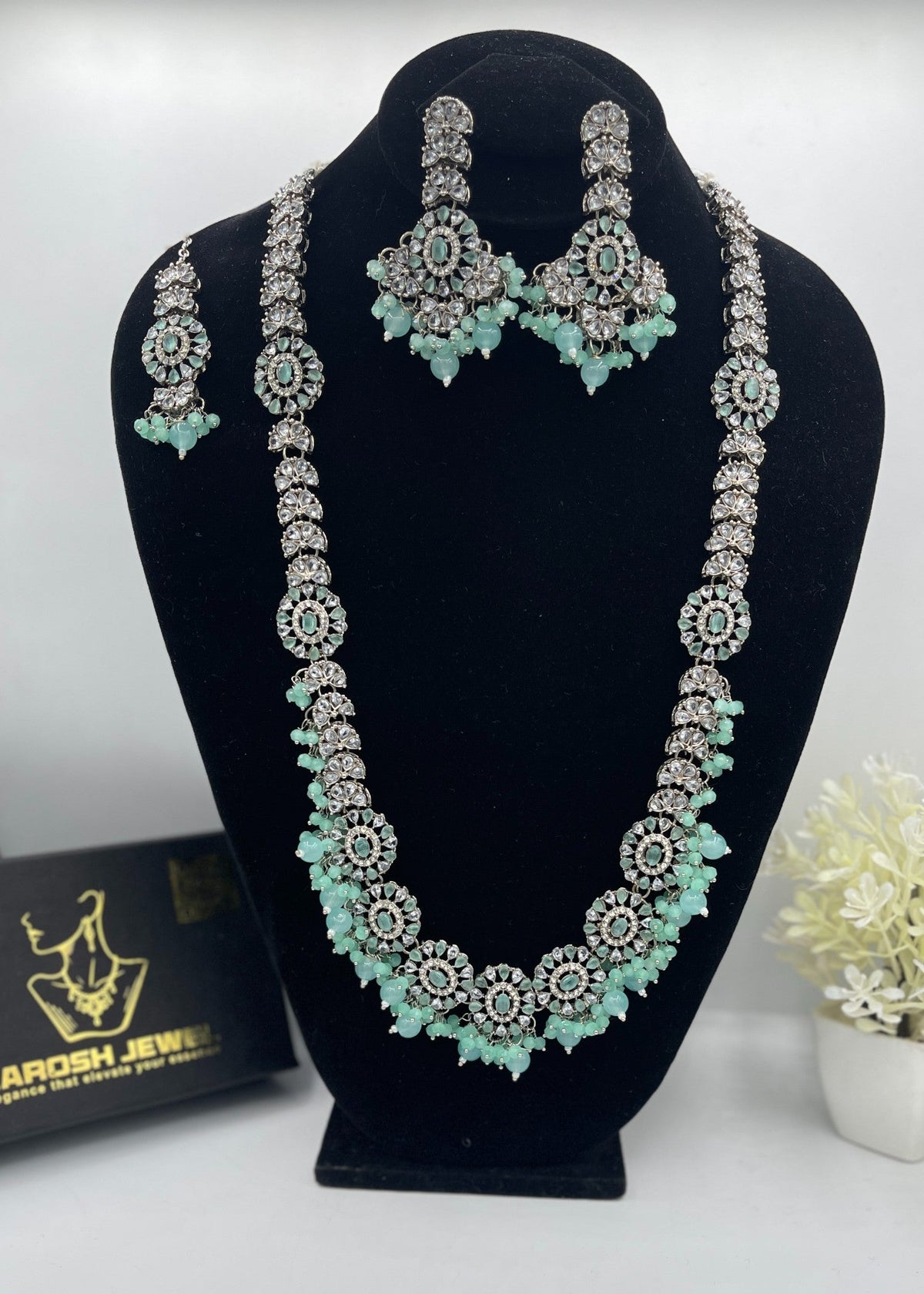Shop the Minimal Luxe Mala from Zarosh Jewel