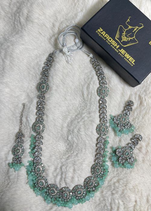 Shop the Minimal Luxe Mala from Zarosh Jewel