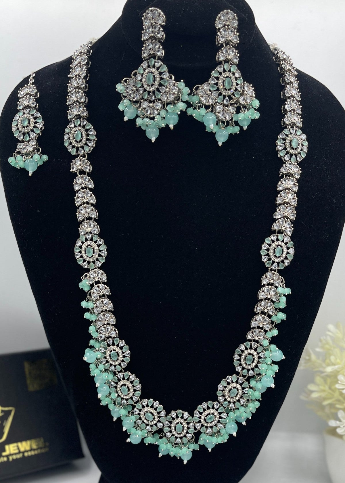 Shop the Minimal Luxe Mala from Zarosh Jewel