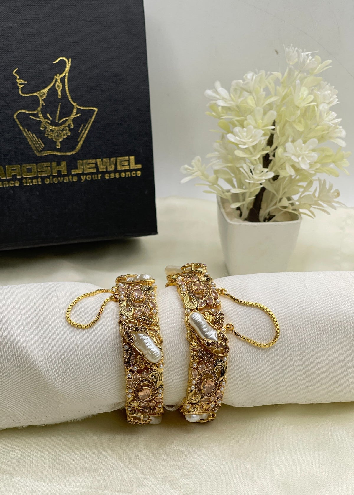 Shop the Mirha Bangle Set from Zarosh Jewel