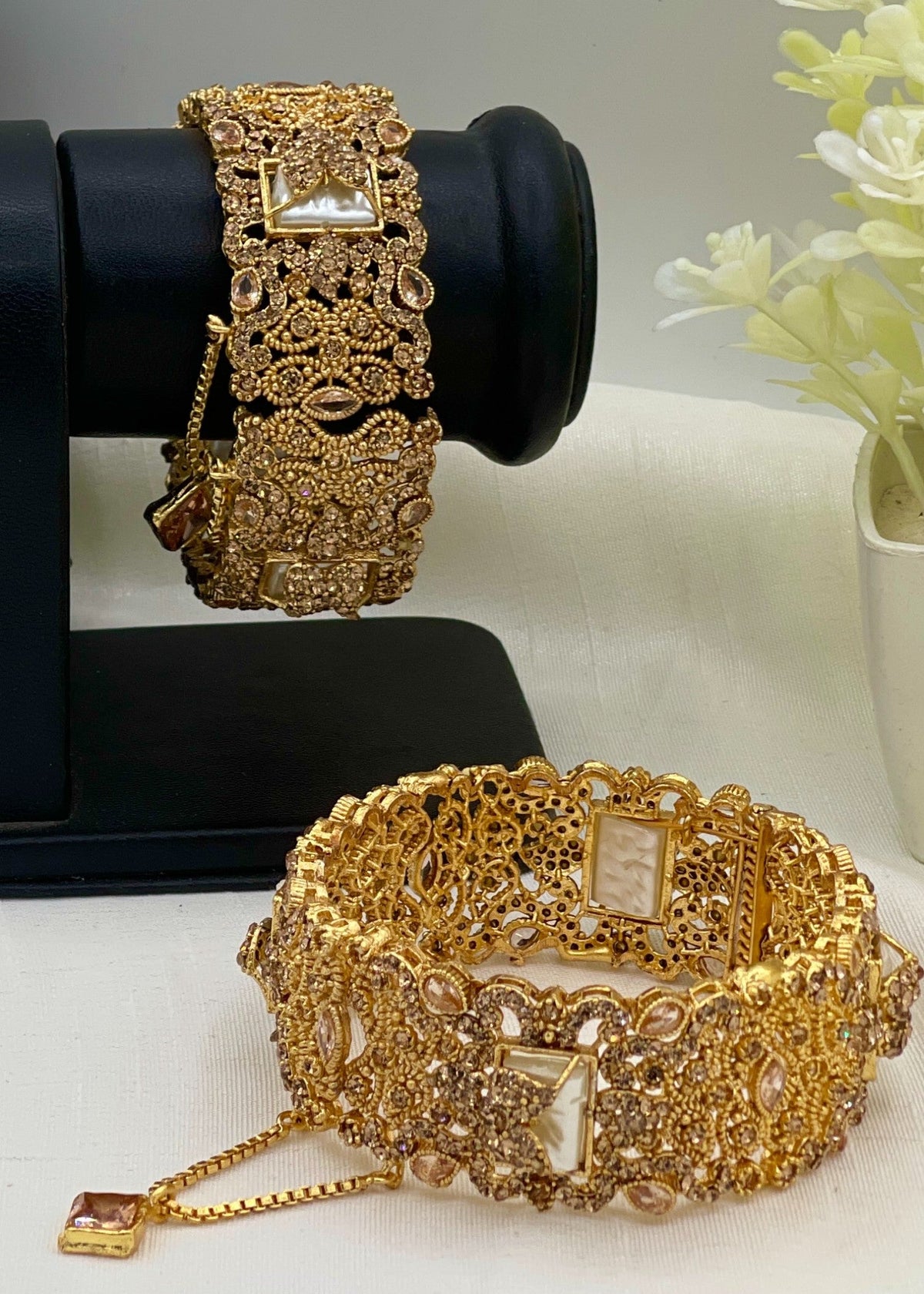 Shop the Miswa Openable Bangle Set from Zarosh Jewel