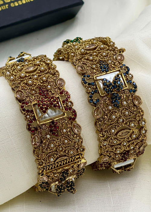 Shop the Miswa Openable Bangle Set from Zarosh Jewel