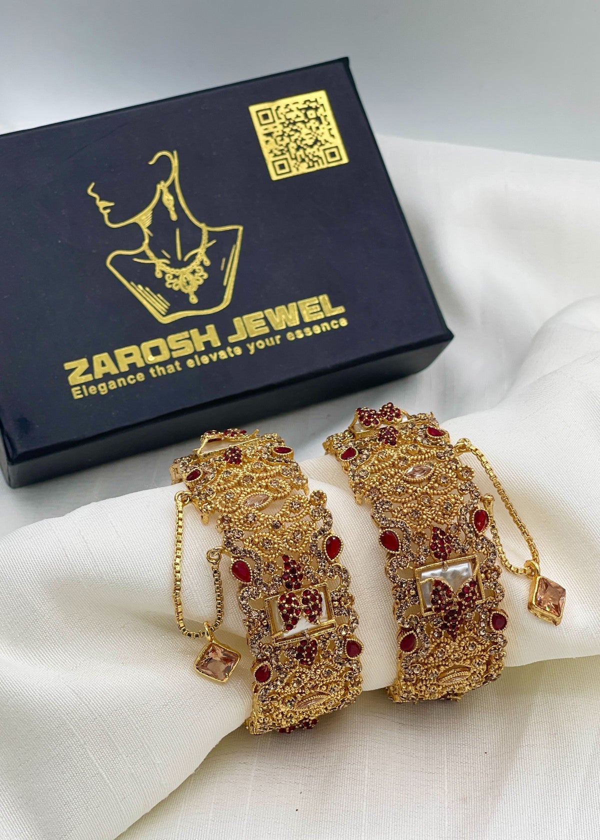 Shop the Miswa Openable Bangle Set from Zarosh Jewel