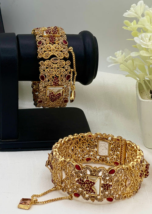 Shop the Miswa Openable Bangle Set from Zarosh Jewel