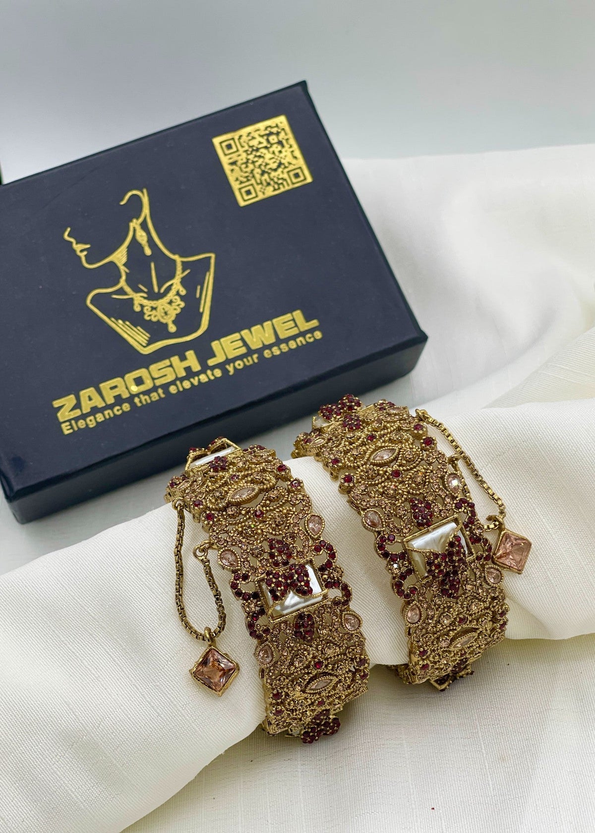 Shop the Miswa Openable Bangle Set from Zarosh Jewel
