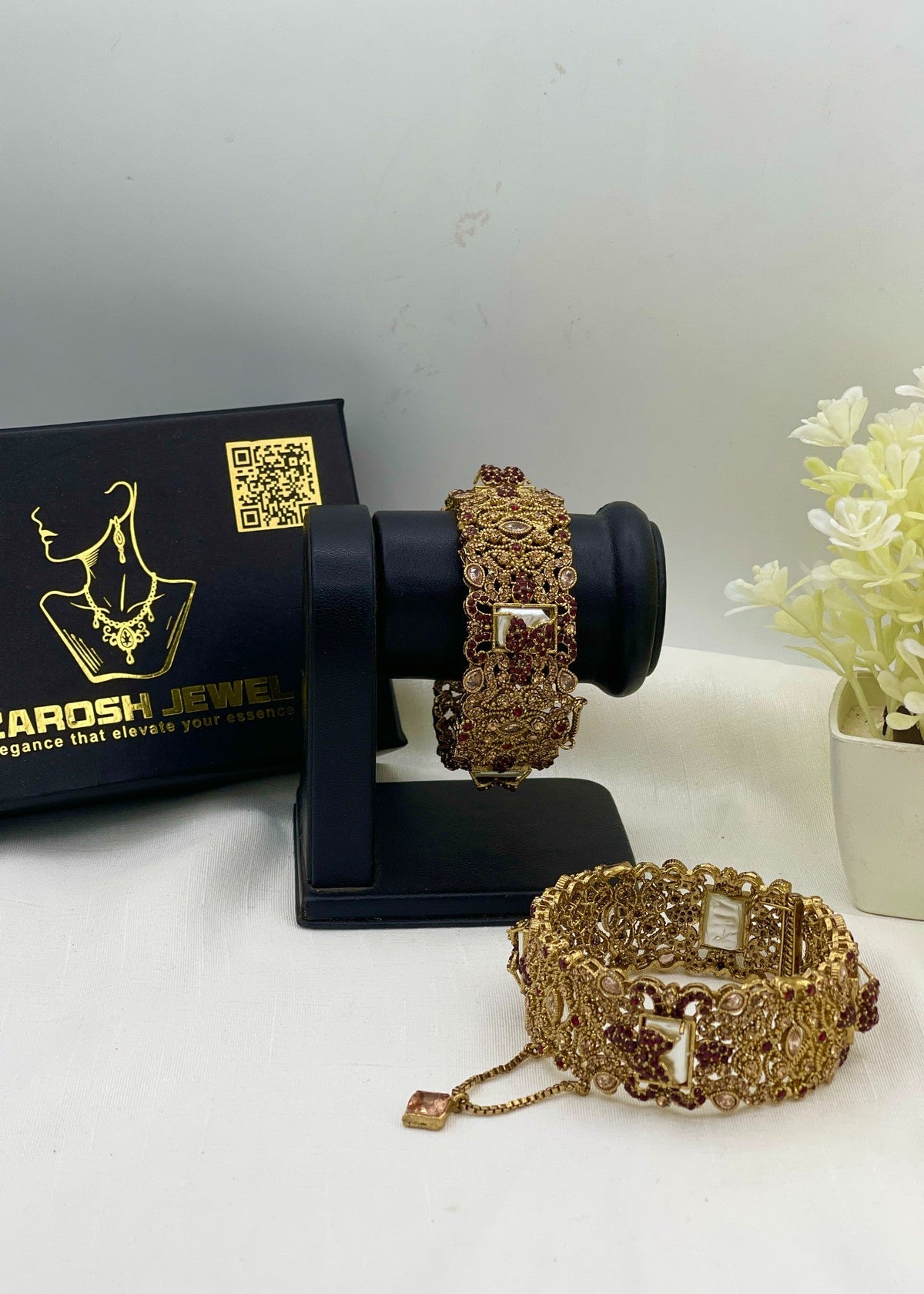 Shop the Miswa Openable Bangle Set from Zarosh Jewel