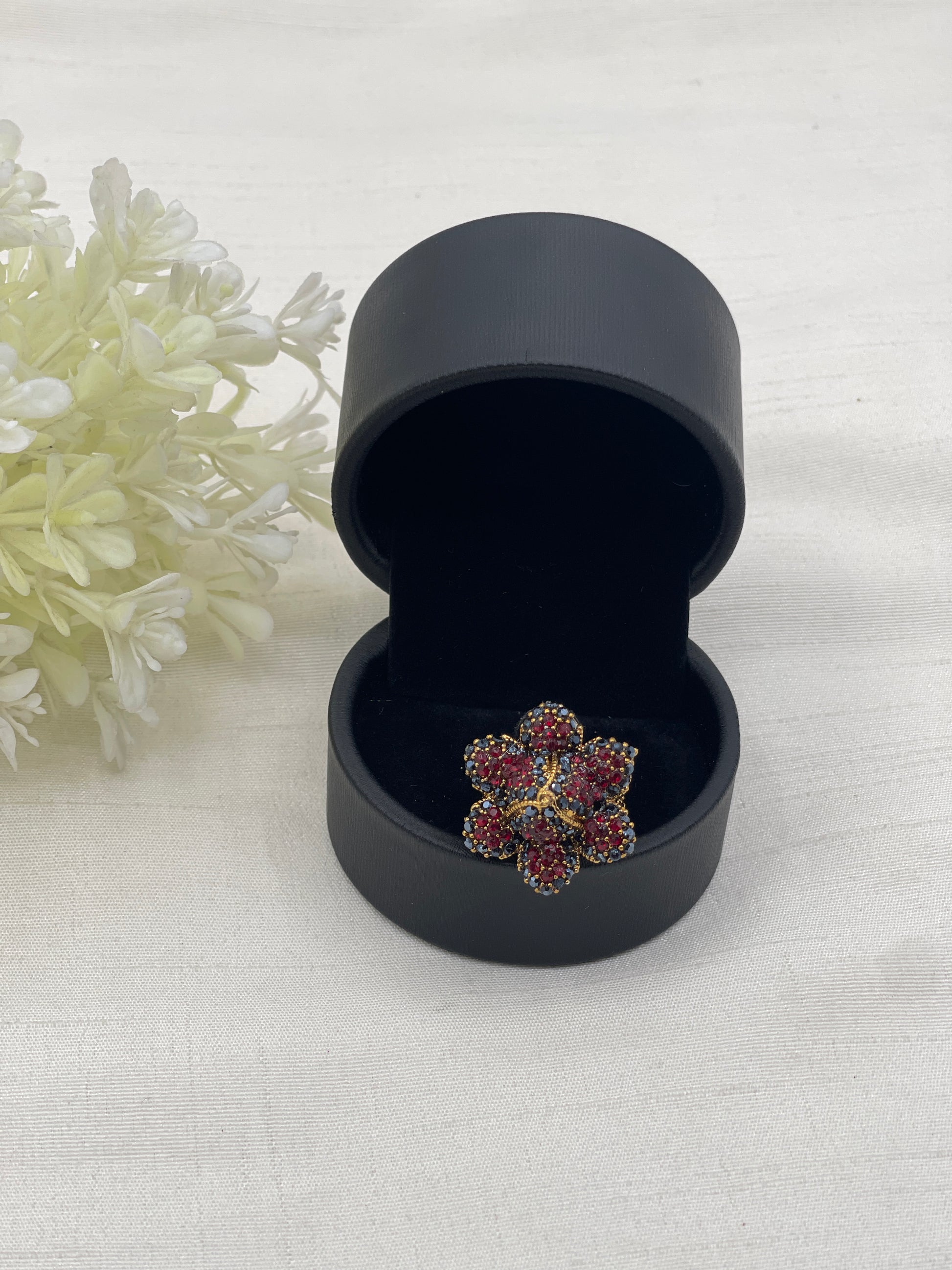 Mubeena Traditional Ring