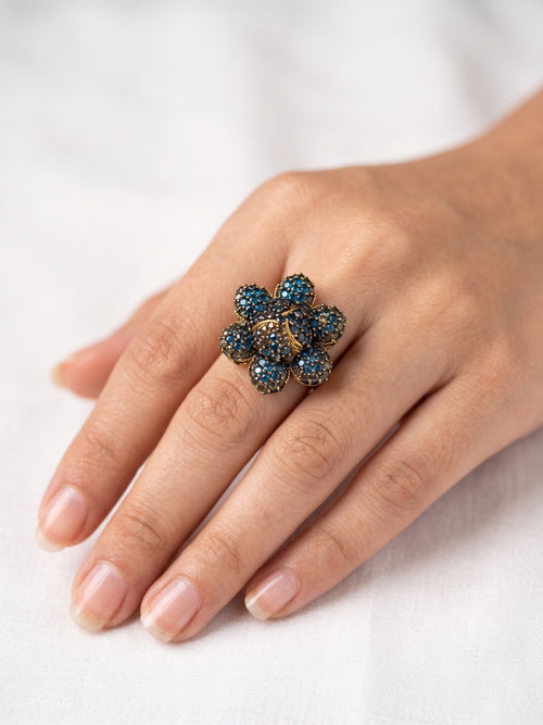 Mubeena Traditional Ring