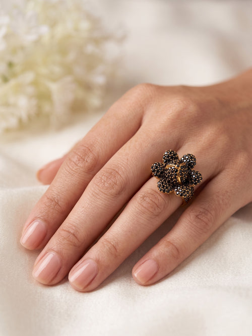 Mubeena Traditional Ring