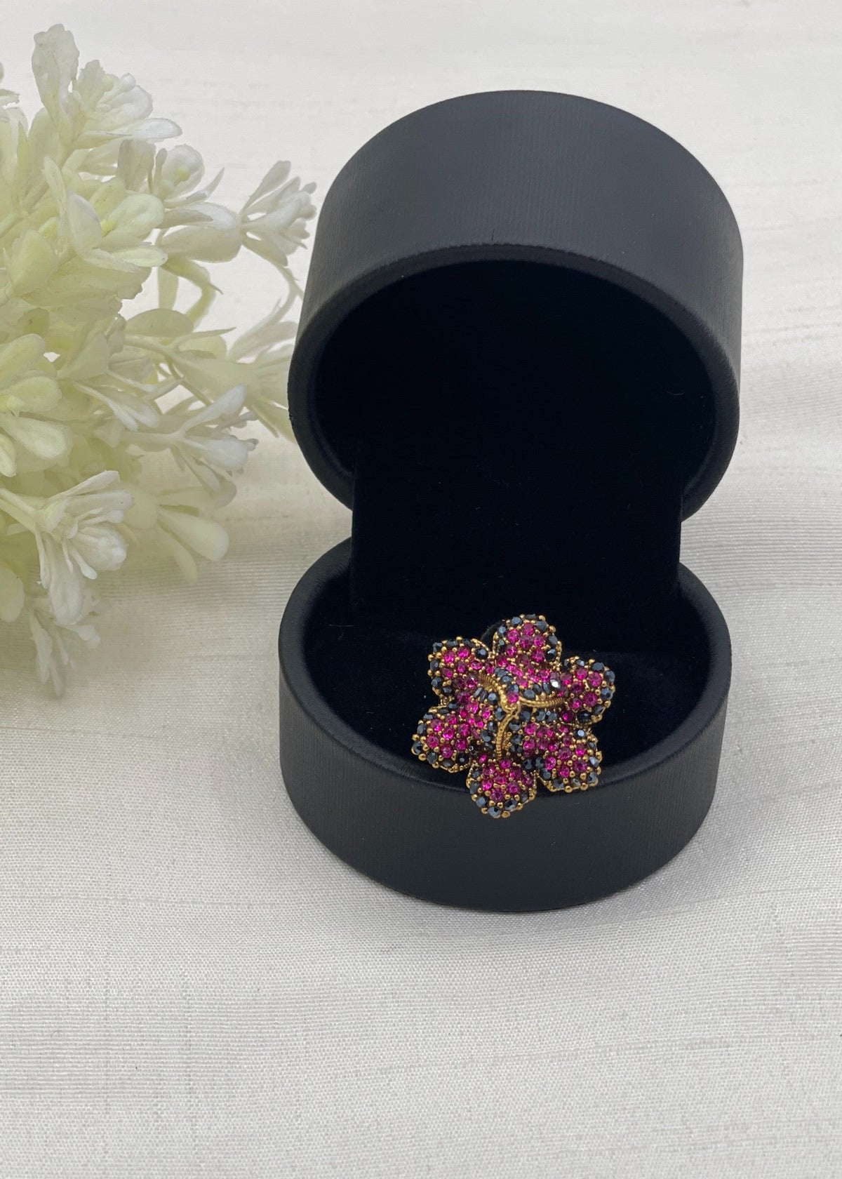 Shop the Mubeena Traditional Ring from Zarosh Jewel