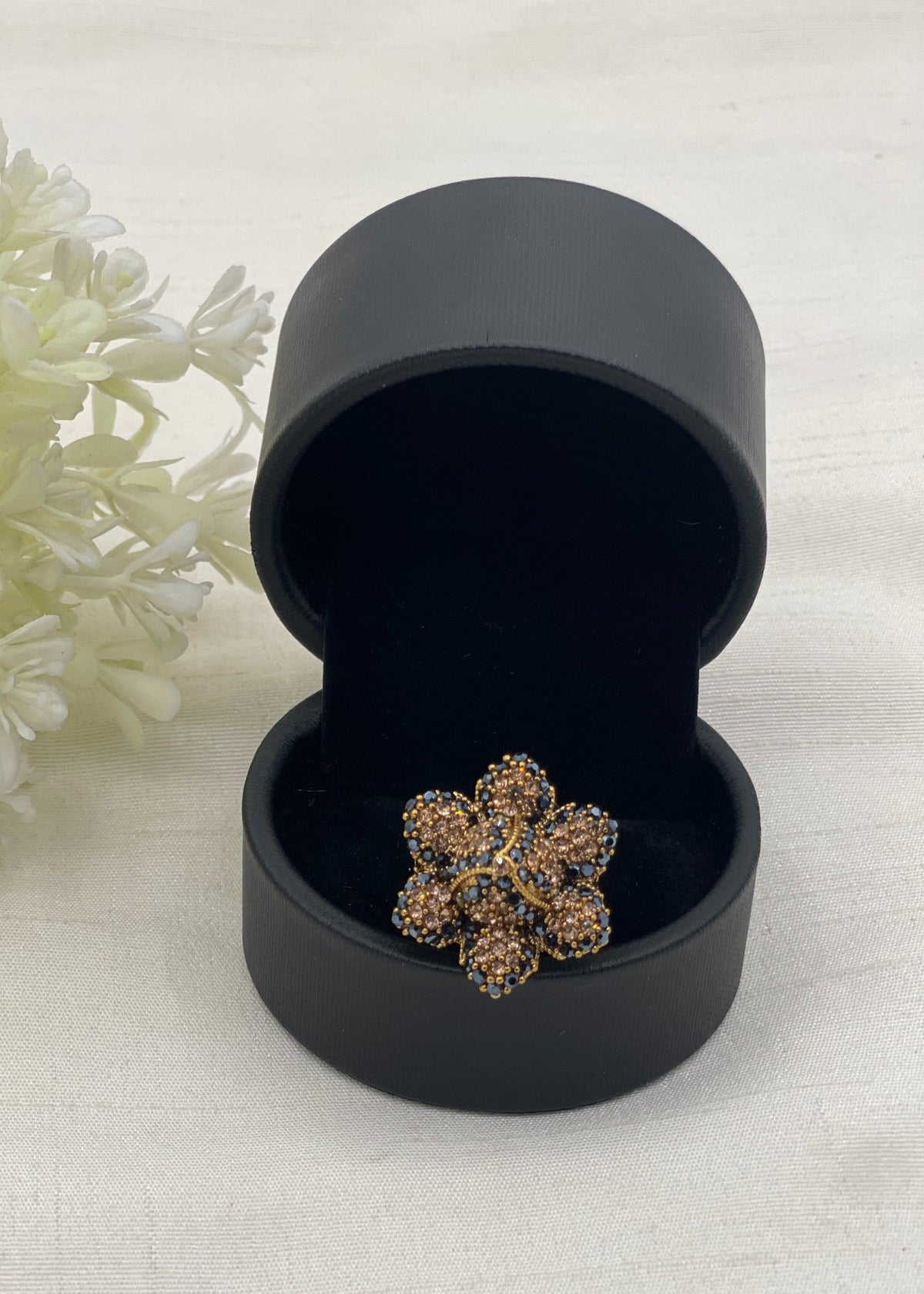 Shop the Mubeena Traditional Ring from Zarosh Jewel