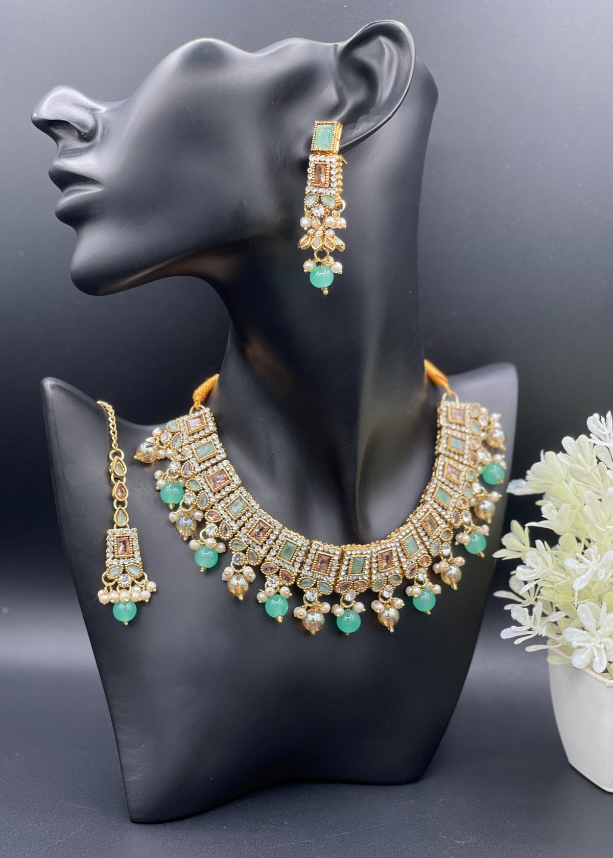 Shop the Mughal Emerald Set from Zarosh Jewel