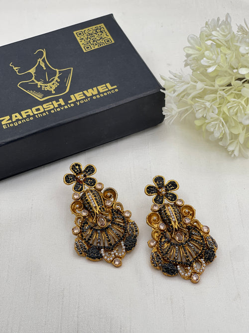 Munira Elegent Earring