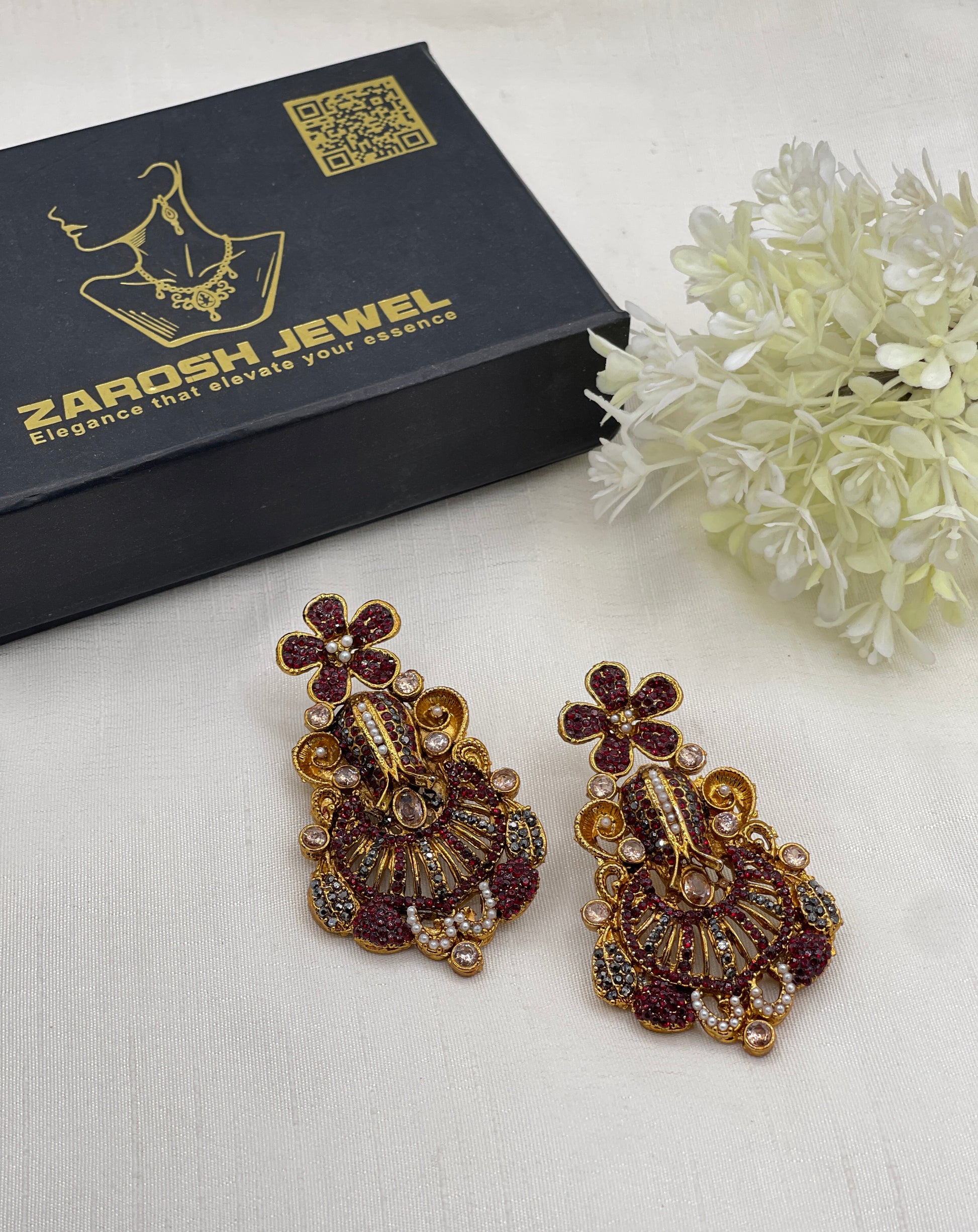 Munira Elegent Earring