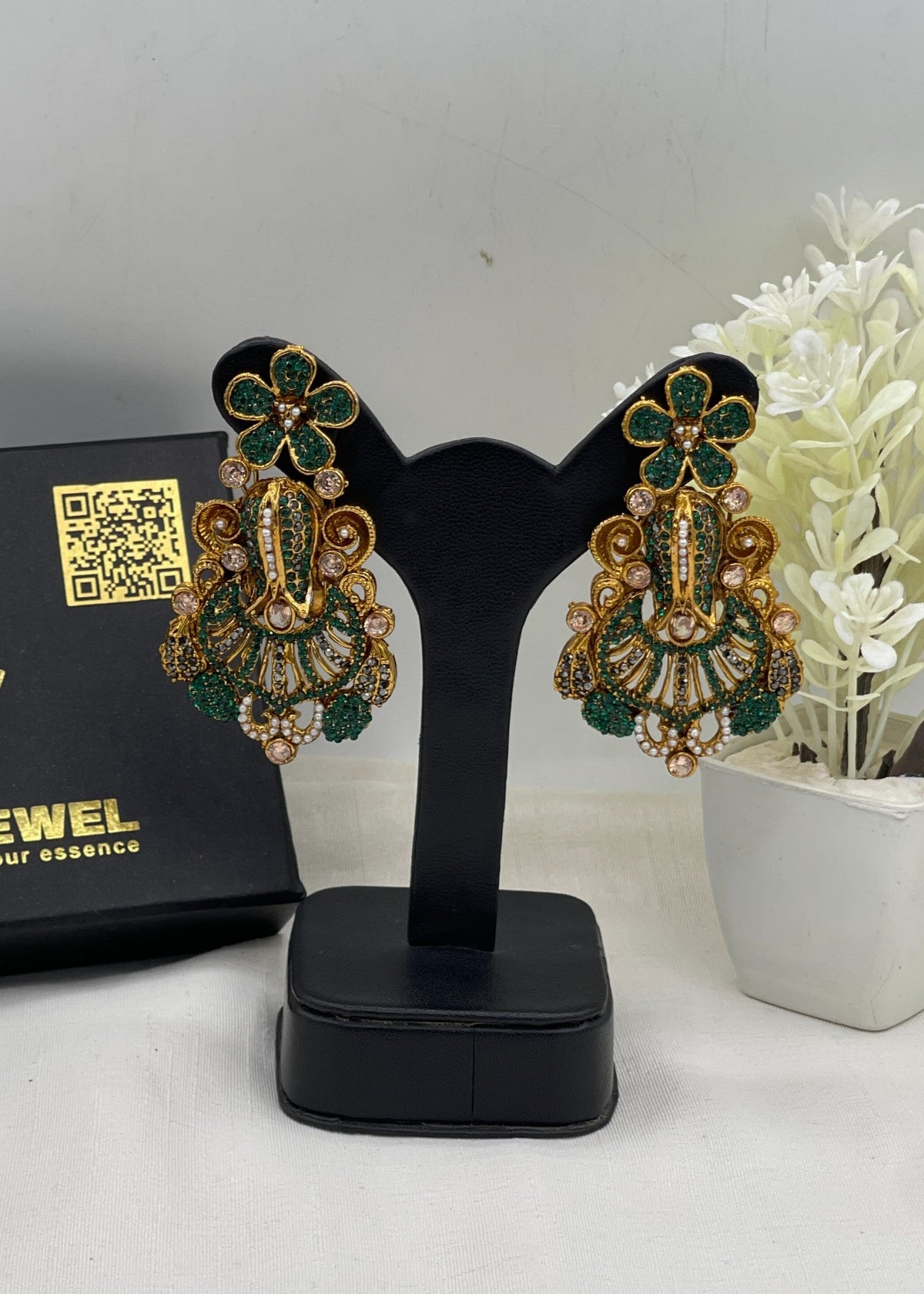 Shop the Munira Elegent Earring from Zarosh Jewel