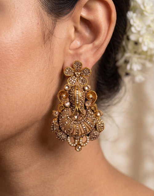 Munira Elegent Earring