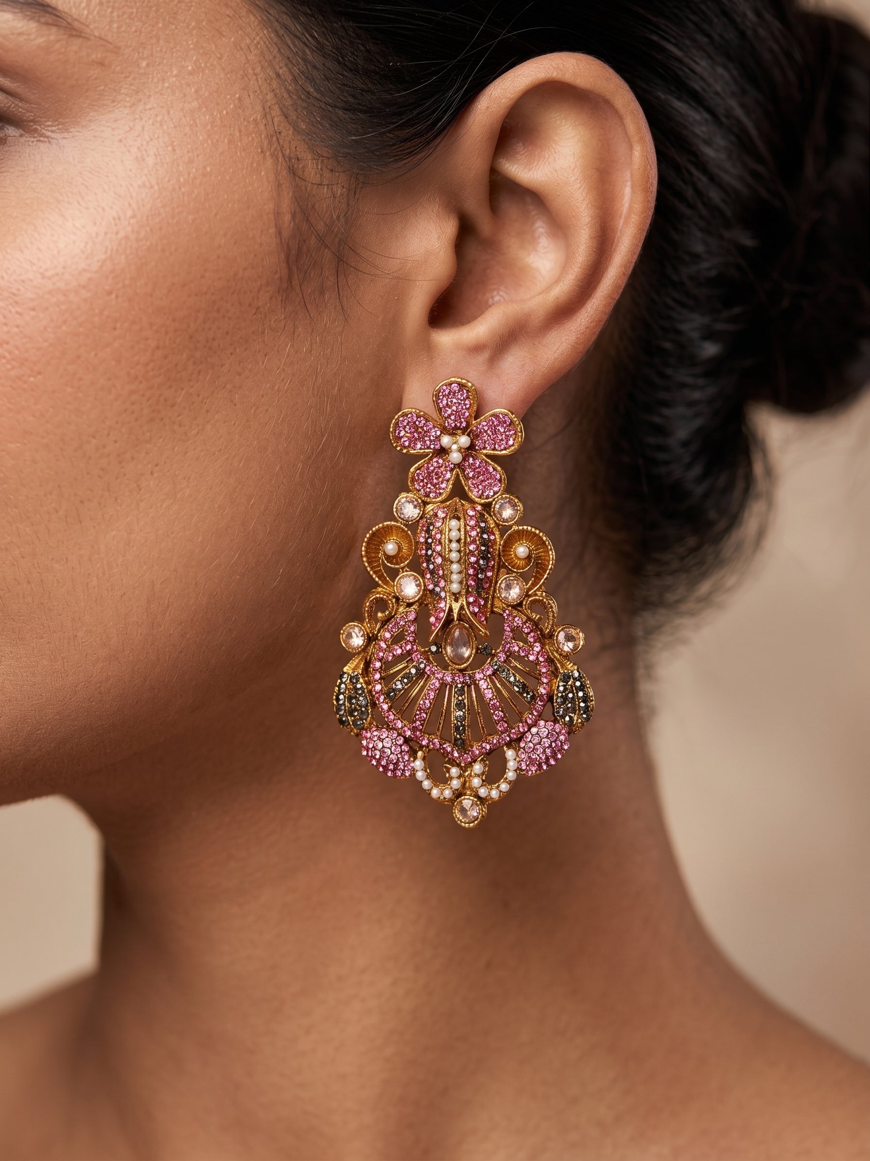 Munira Elegent Earring