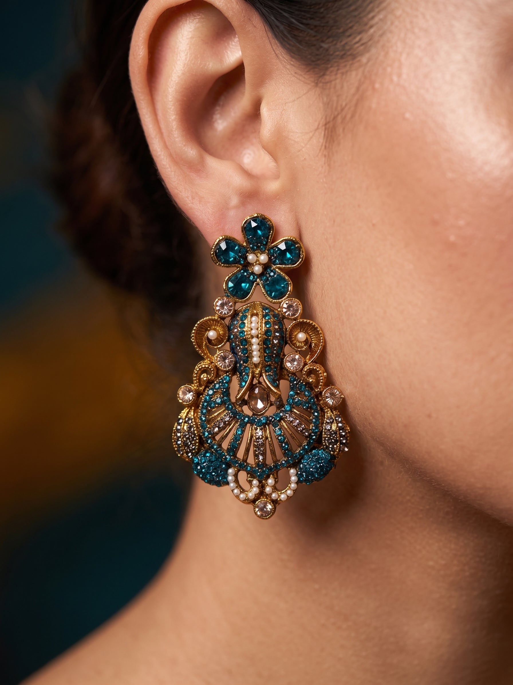 Munira Elegent Earring