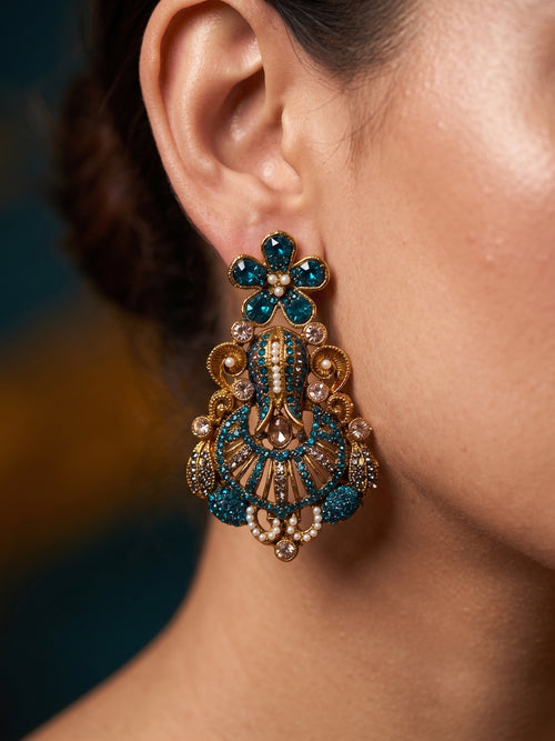 Munira Elegent Earring