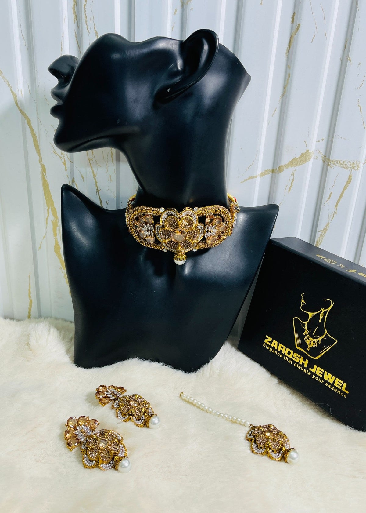 Shop the Muskan Choker Set from Zarosh Jewel