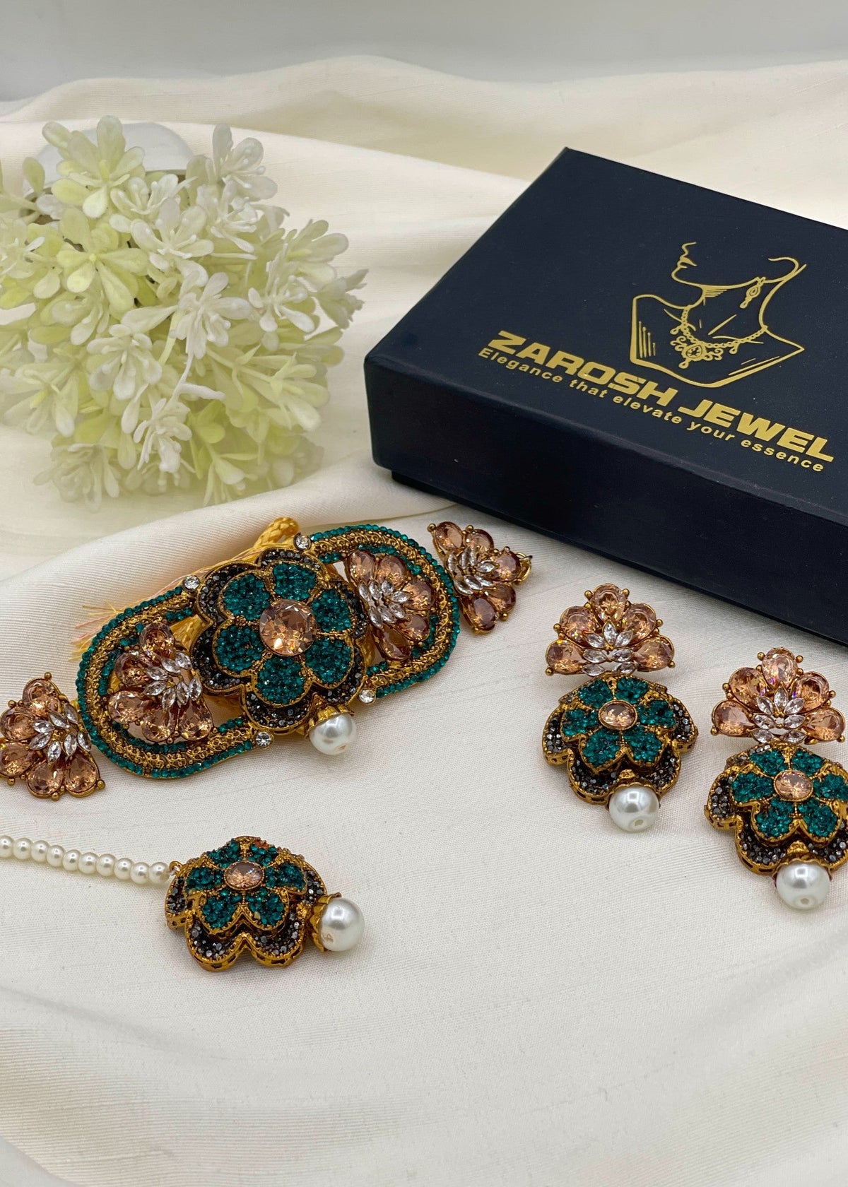 Shop the Muskan Choker Set from Zarosh Jewel