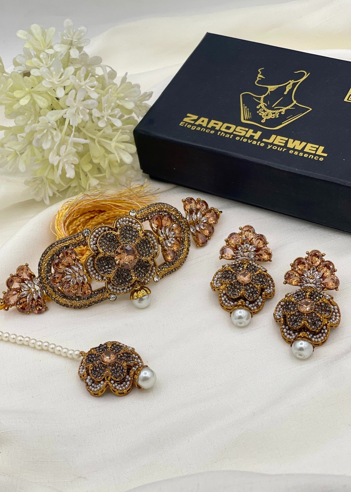 Shop the Muskan Choker Set from Zarosh Jewel